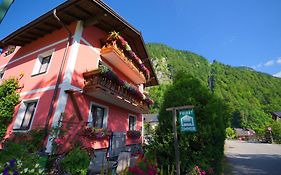 Haus Hoell Herta